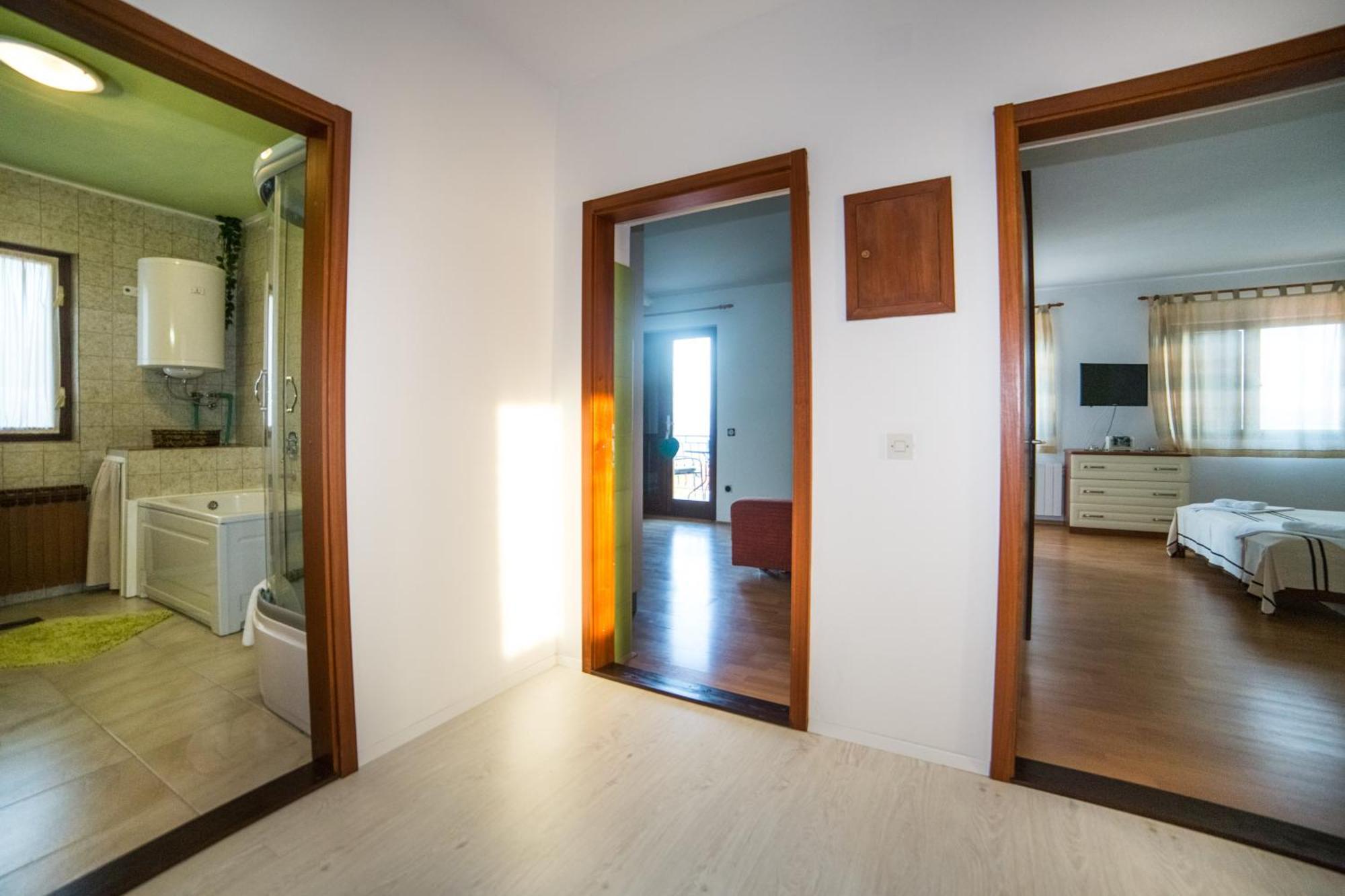 Apartment Mande Brist Exteriör bild